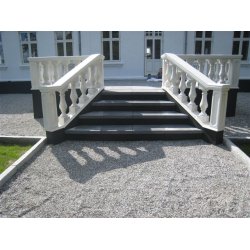 Hj�rnesokkel 66 cm.