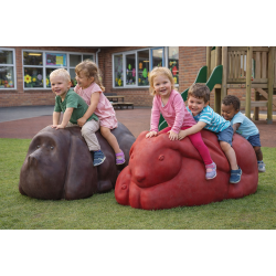 Legedyr i beton - Kaninen Hopla (600 kg)